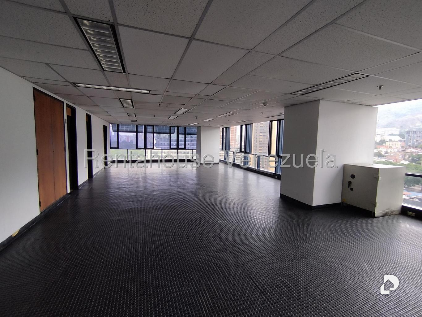 Oficina en Plaza Venezuela, Caracas – 6