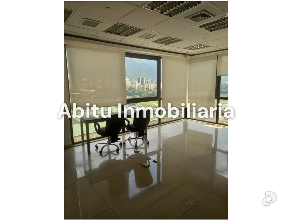 Oficina en Chuao, Caracas – 1