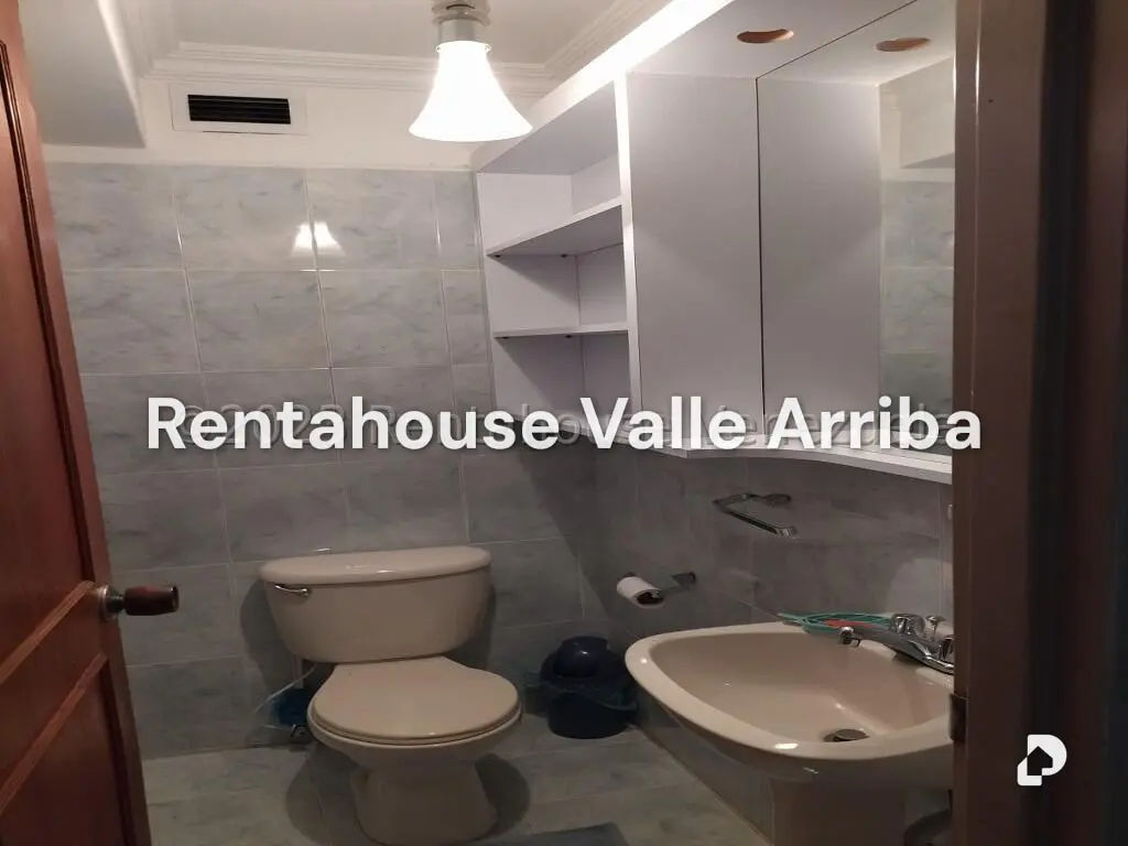 Apartamento en Los Rosales, Caracas – 28