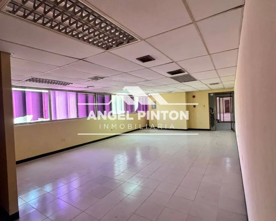 Office in Maracaibo - 1