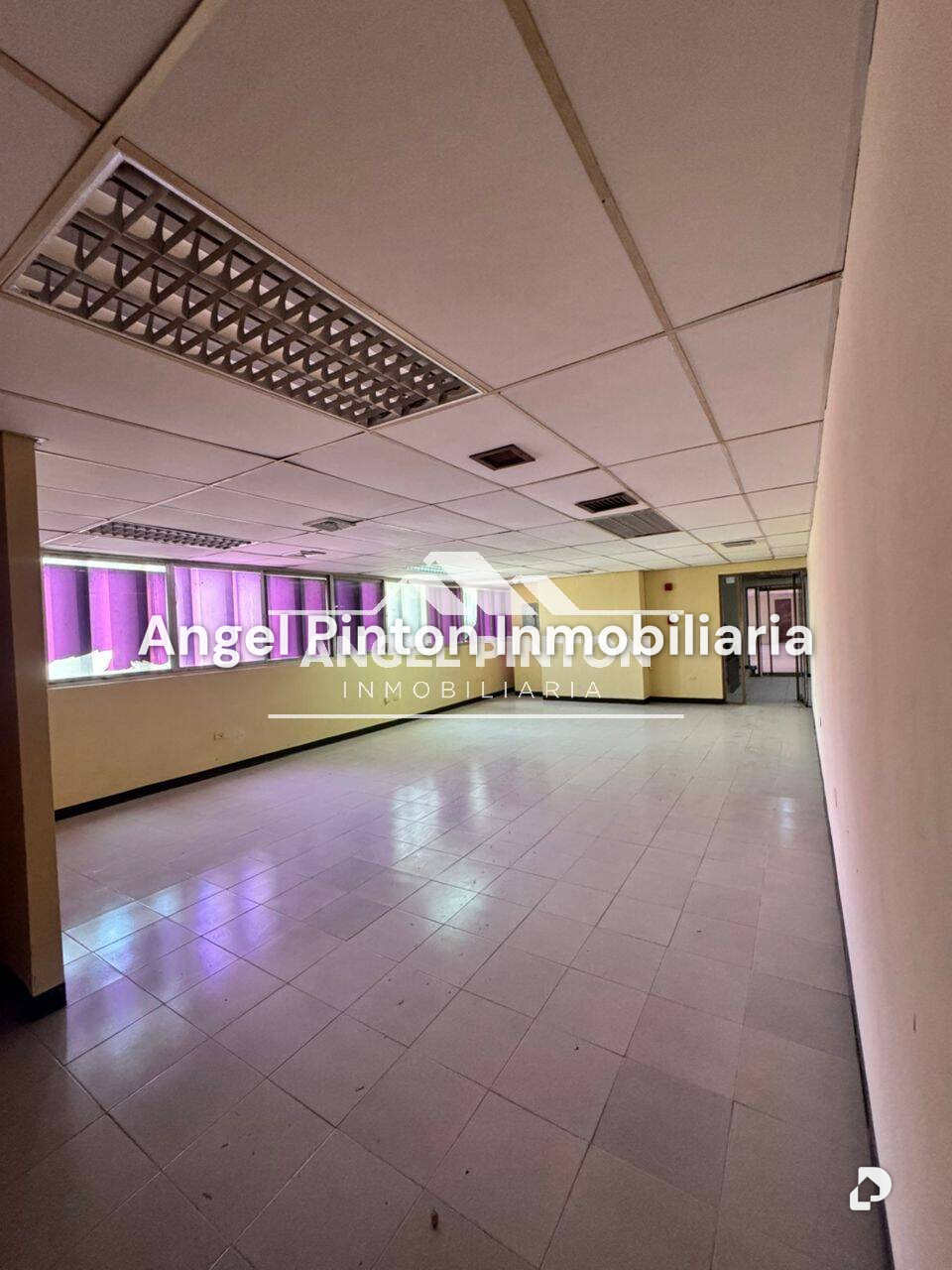 Oficina en Calle 72, Maracaibo – 1