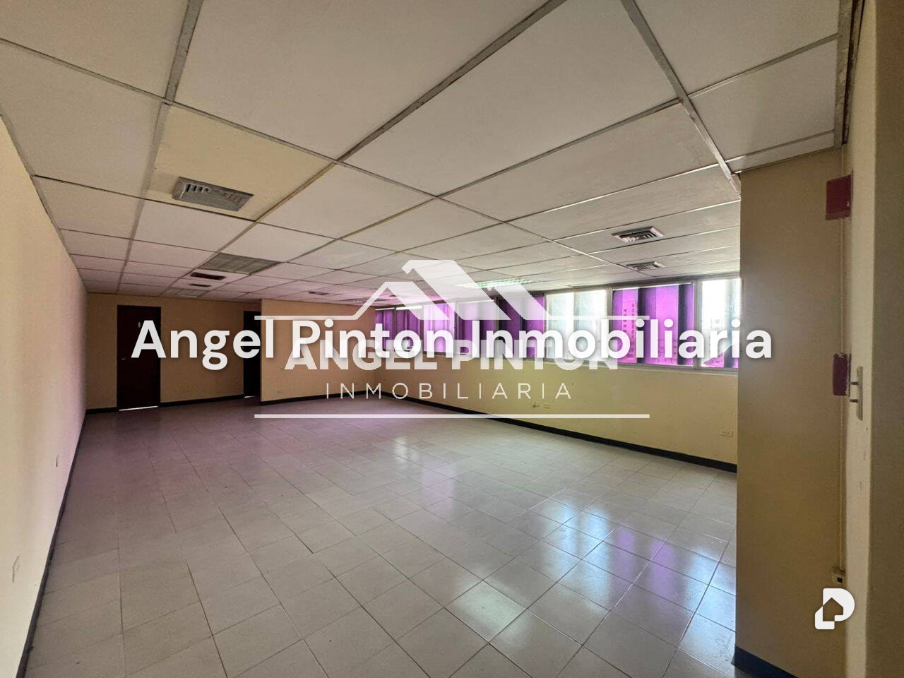 Oficina en Calle 72, Maracaibo – 7