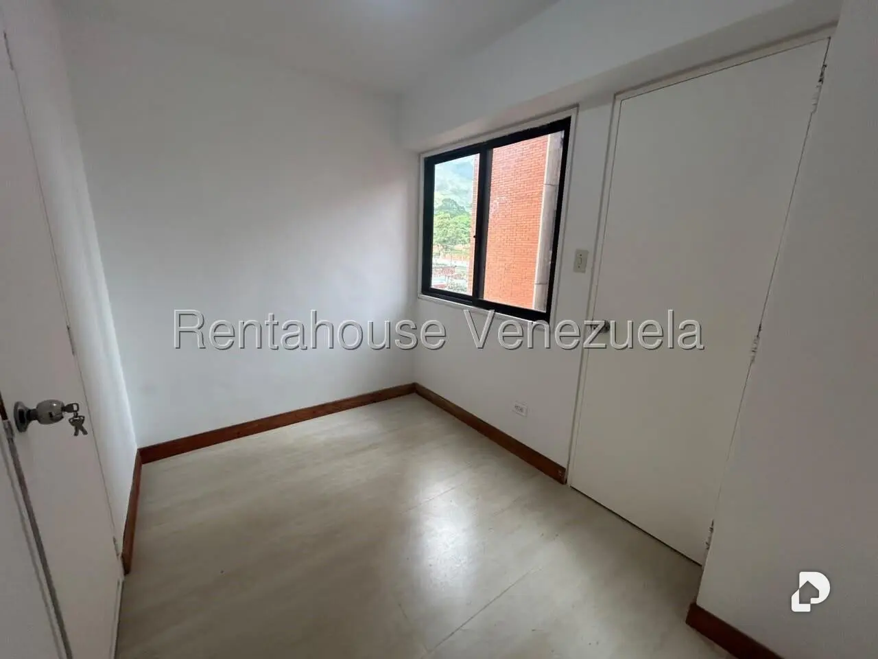 Apartamento en Los Dos Caminos, Caracas – 21