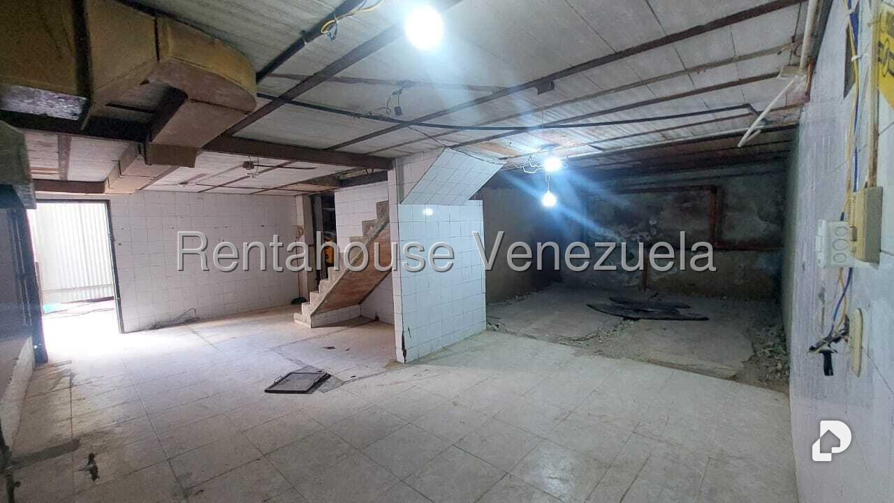Local comercial en Catia, Caracas – 22