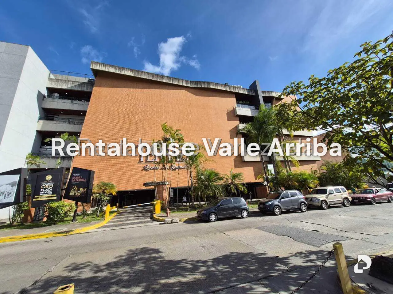 Local comercial en Lomas de La Lagunita, Caracas – 10