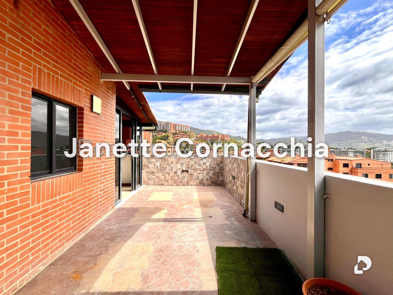 Apartamento en Colinas de La Tahona, Caracas