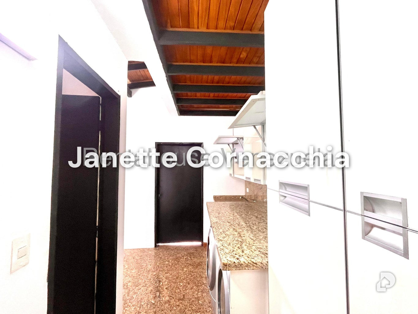Apartamento en Colinas de La Tahona, Caracas