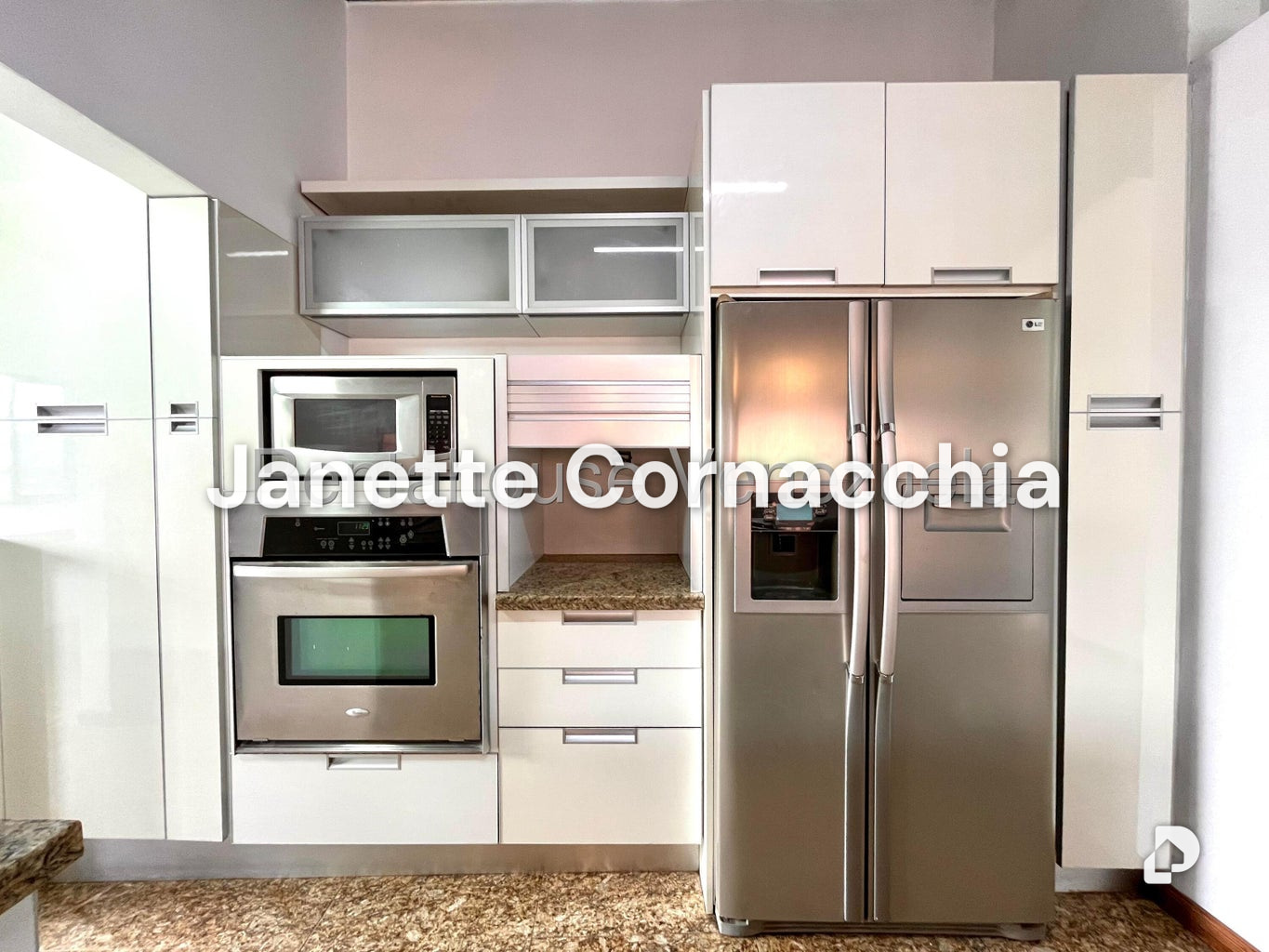Apartamento en Colinas de La Tahona, Caracas