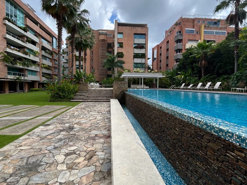 Apartamento en Campo Alegre, Caracas - 1