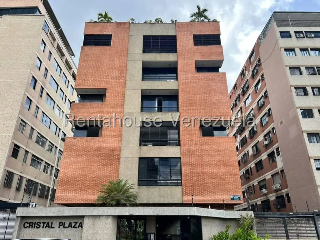 Apartamento en Los Palos Grandes, Caracas - 1