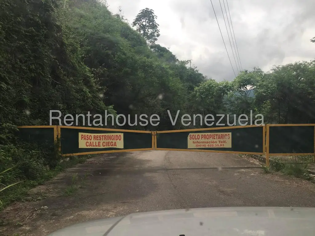 Terreno en Bosques de La Lagunita, Caracas - 1