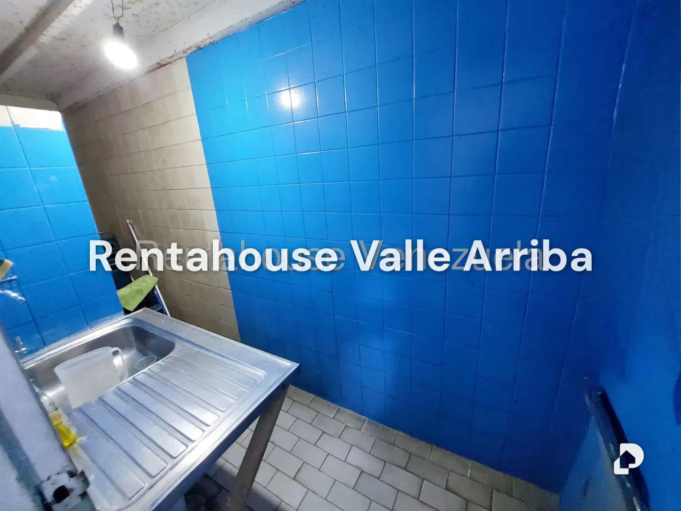 Local comercial en Bello Monte, Caracas – 25