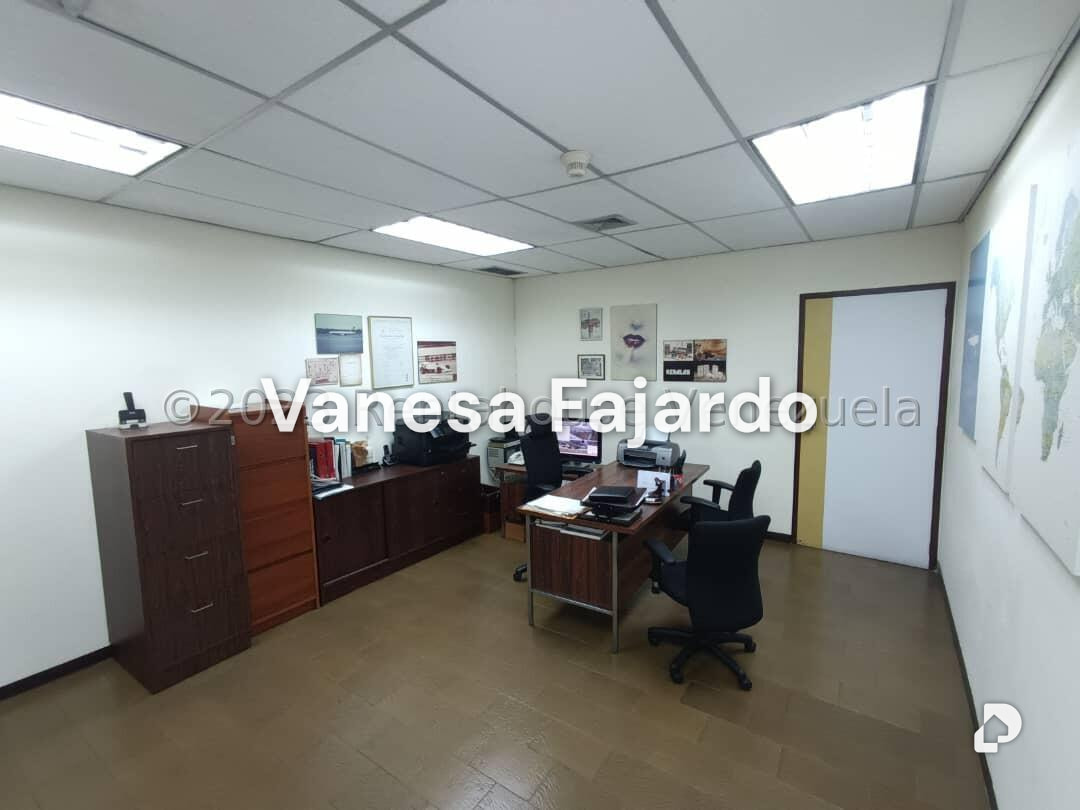 Building in La Urbina, Caracas – 24