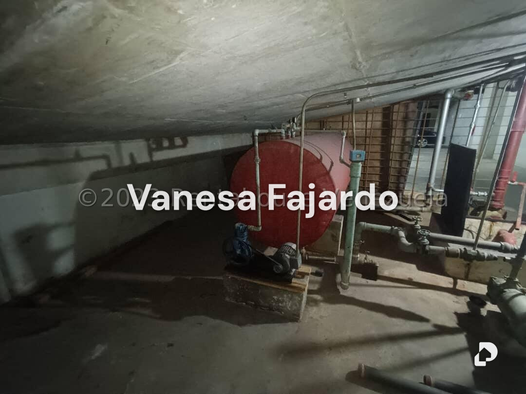 Building in La Urbina, Caracas – 14