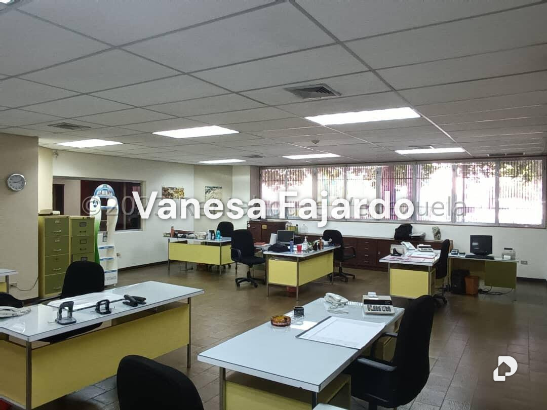 Building in La Urbina, Caracas – 15