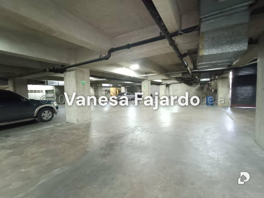 Building in La Urbina, Caracas – 6