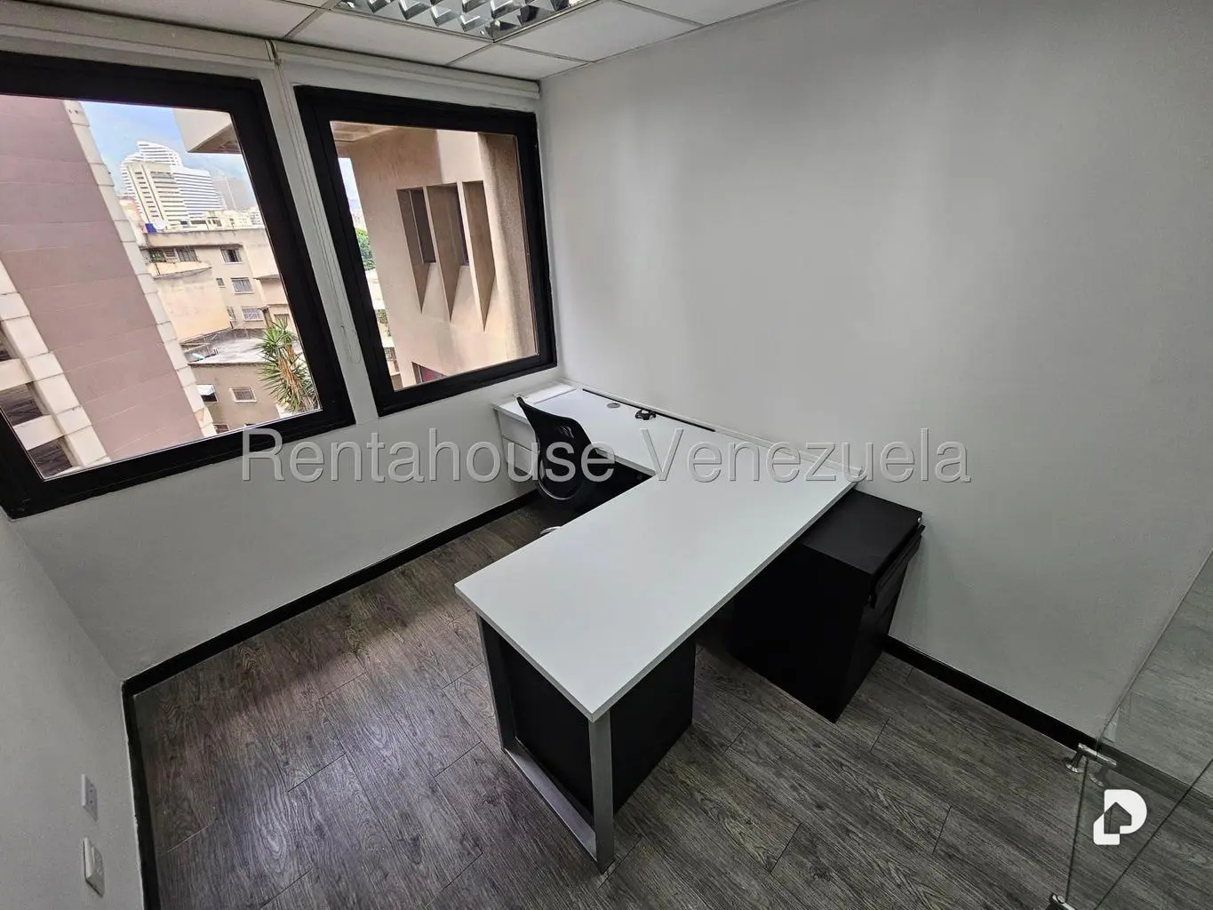 Oficina en Chacao, Caracas – 12