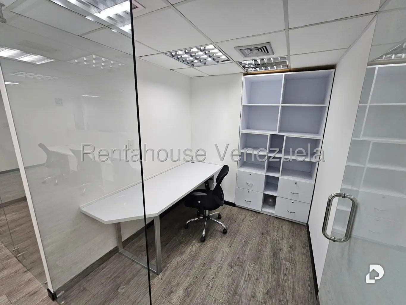 Oficina en Chacao, Caracas – 11
