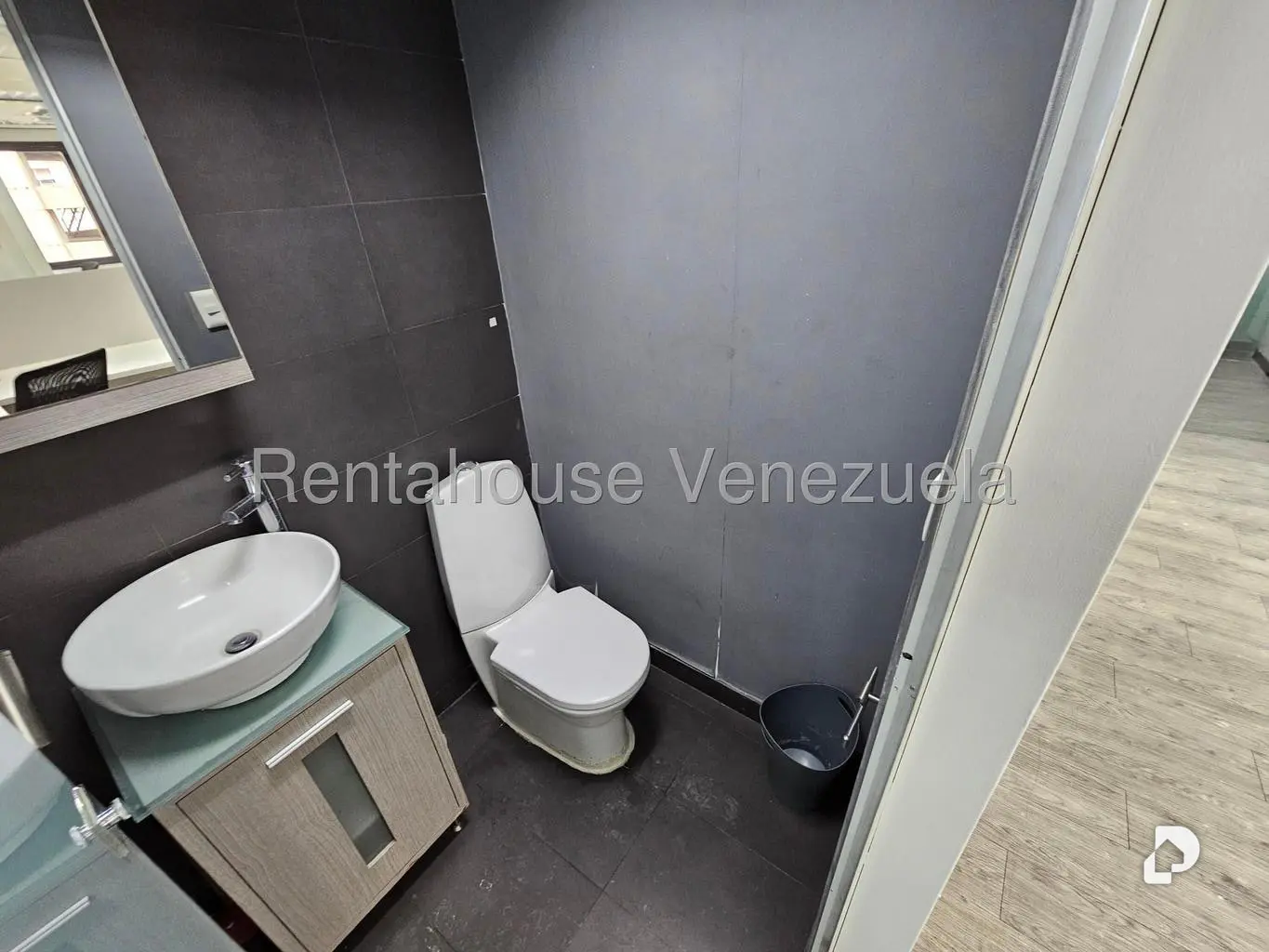 Oficina en Chacao, Caracas – 8