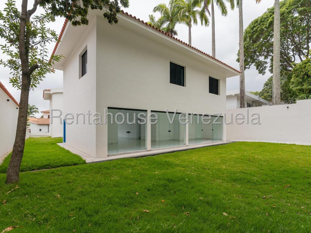 House in Country Club, Caracas - 1