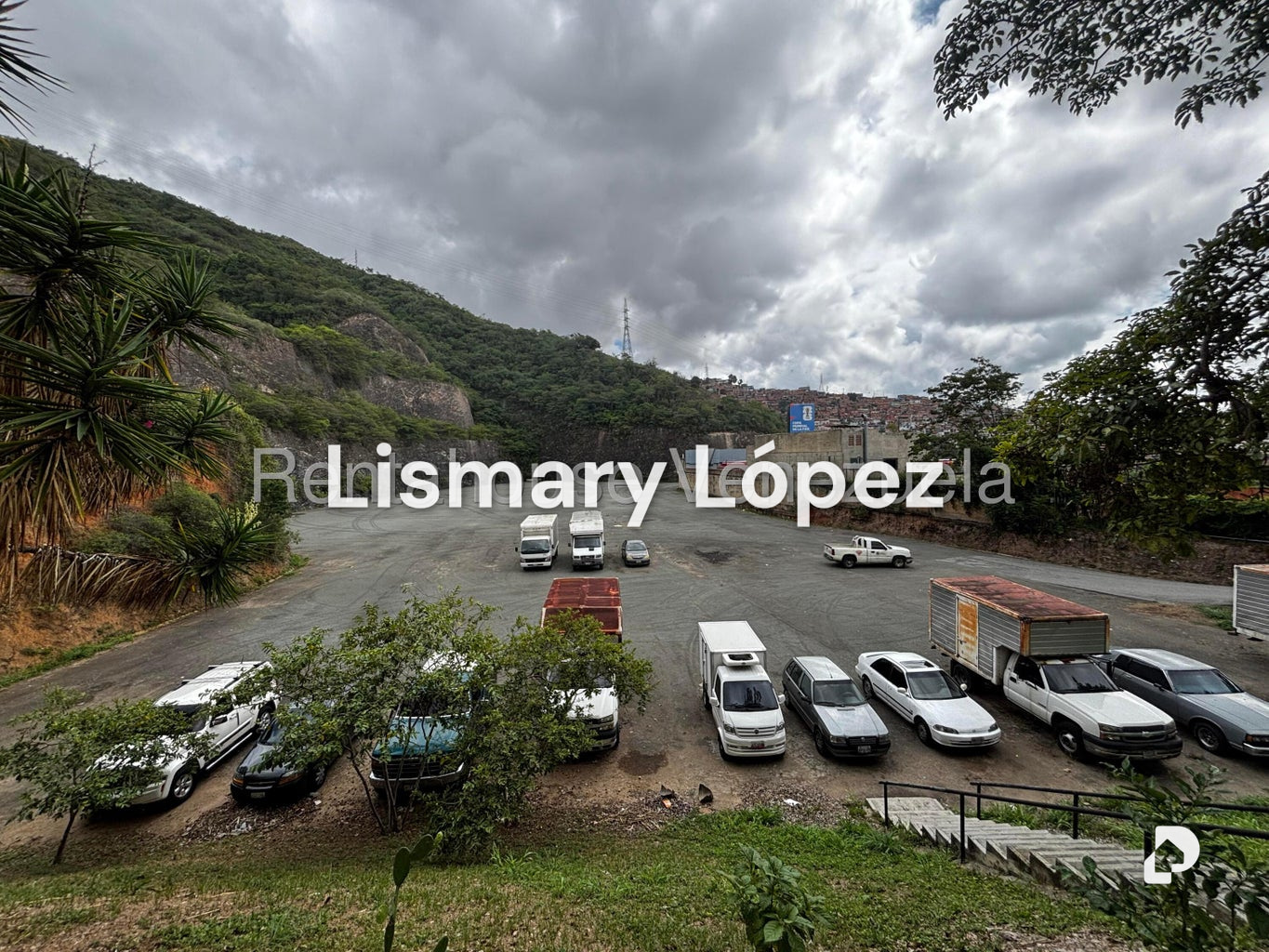 Galpón en El Valle, Caracas – 28