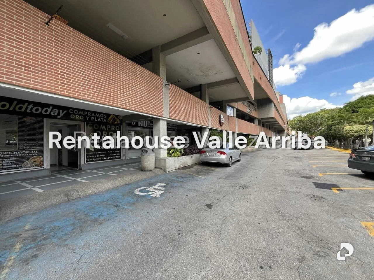 Local comercial en Santa Paula, Caracas – 2