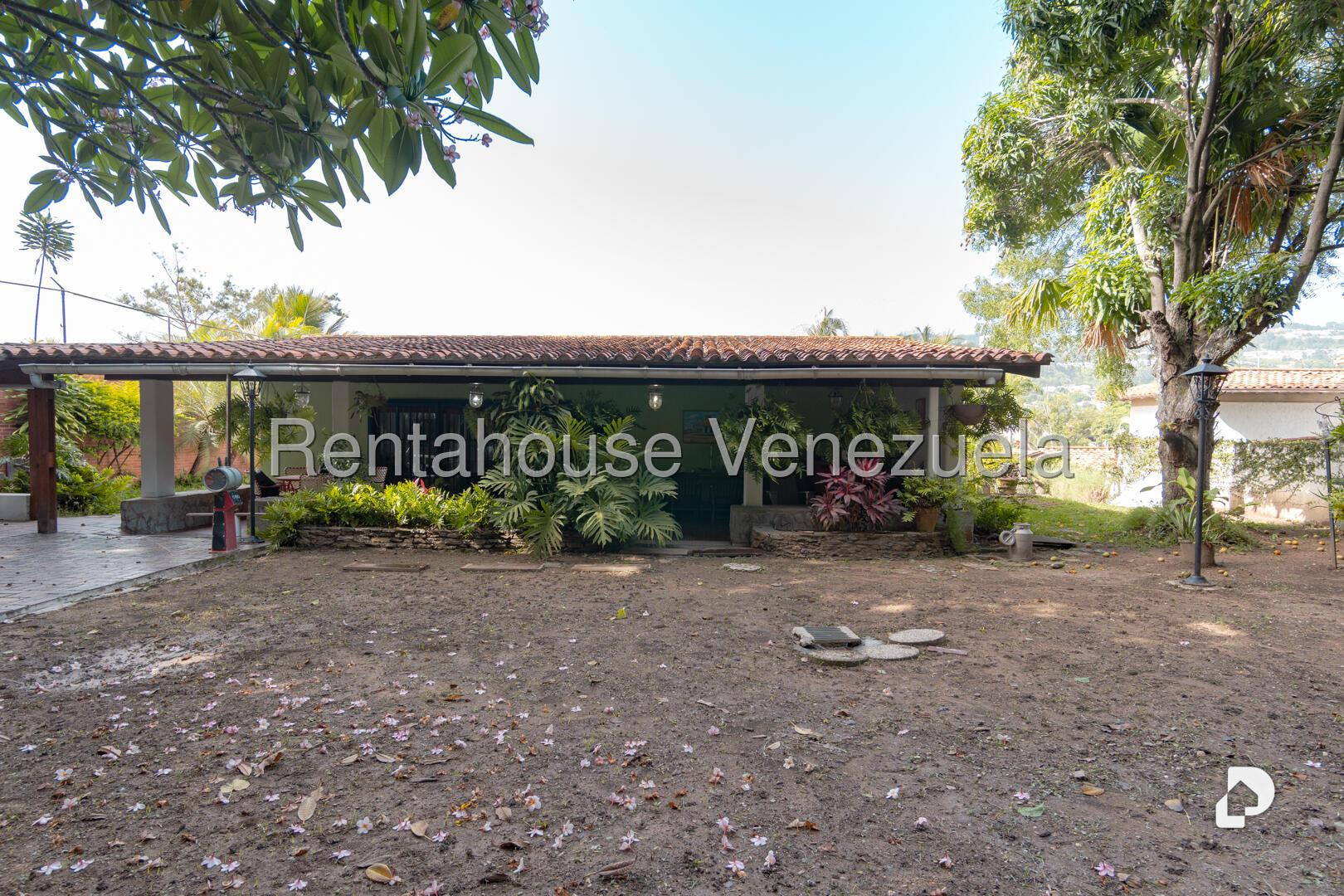 Casa en Prados del Este, Caracas – 30