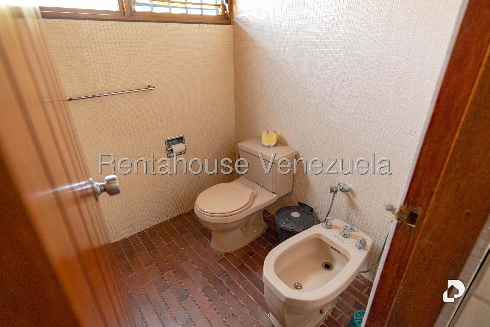 Casa en Prados del Este, Caracas – 21