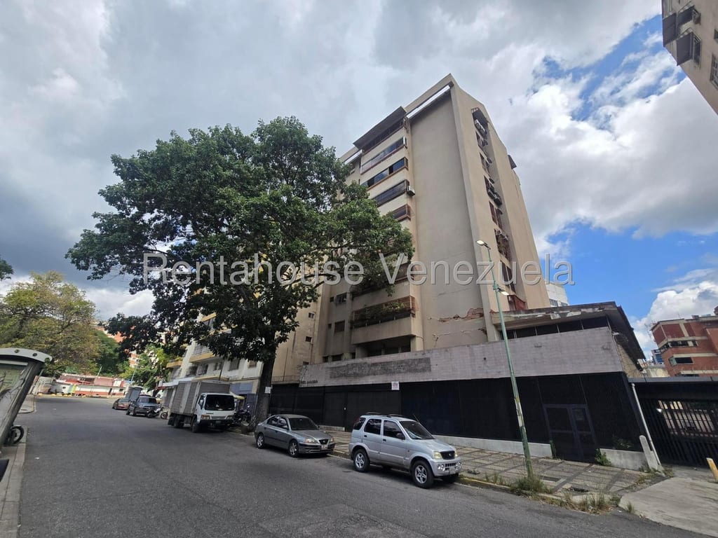Apartamento en San Bernardino, Caracas - 1