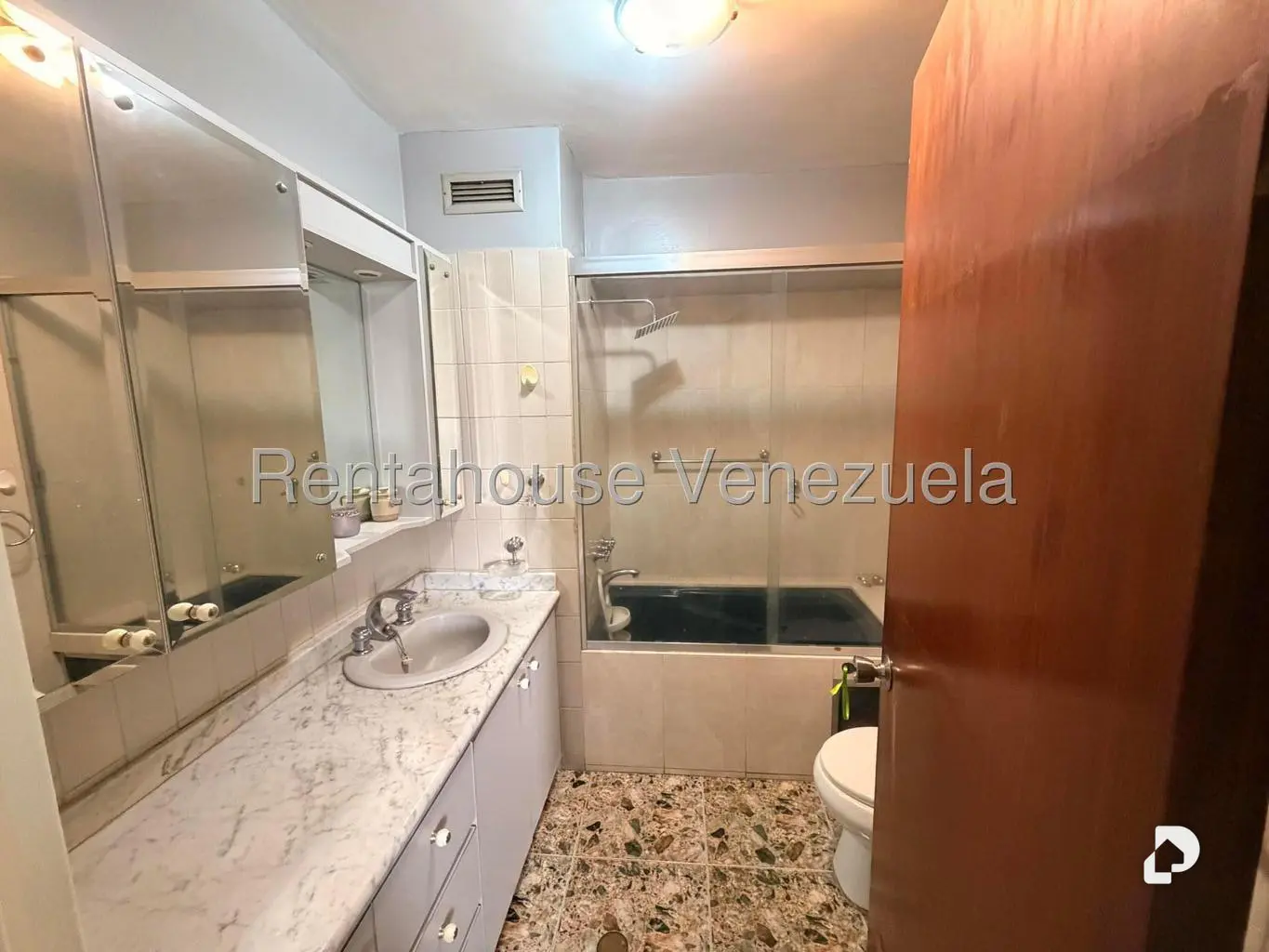 Apartamento en San Bernardino, Caracas – 34
