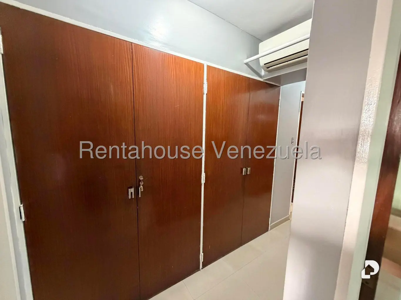 Apartamento en San Bernardino, Caracas – 39