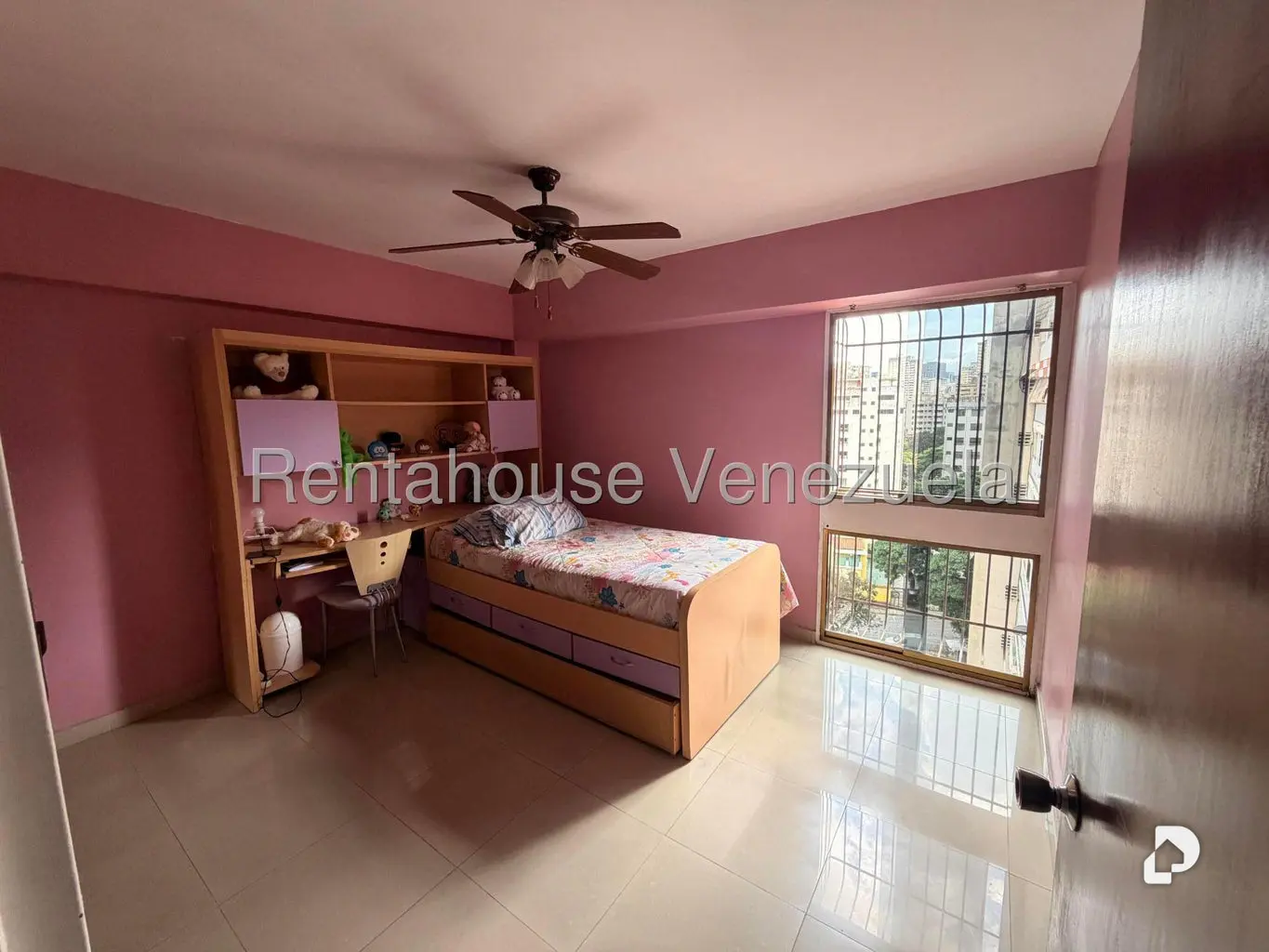Apartamento en San Bernardino, Caracas – 28