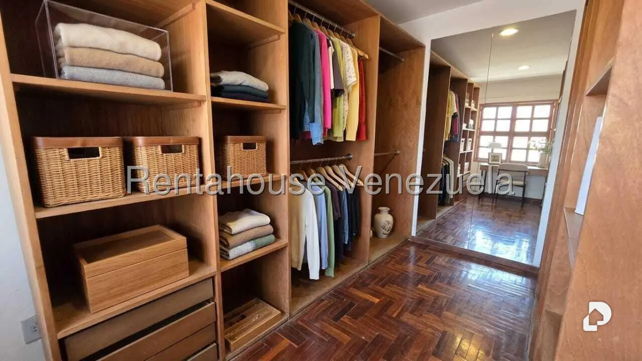 Casa en Macaracuay, Caracas – 14