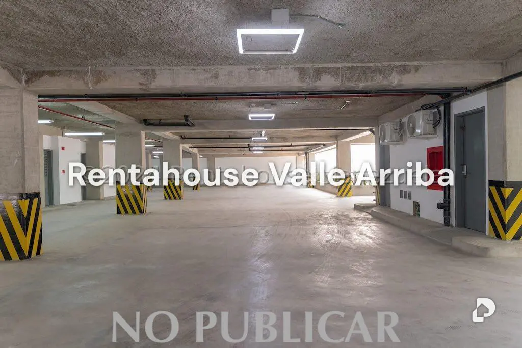 Apartamento en Altamira, Caracas – 17