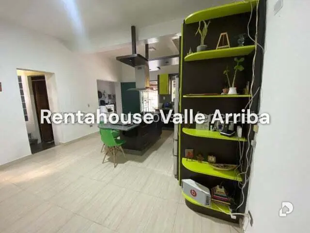 Casa en Los Palos Grandes, Caracas – 26