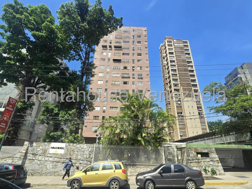 Apartamento en Los Palos Grandes, Caracas - 1