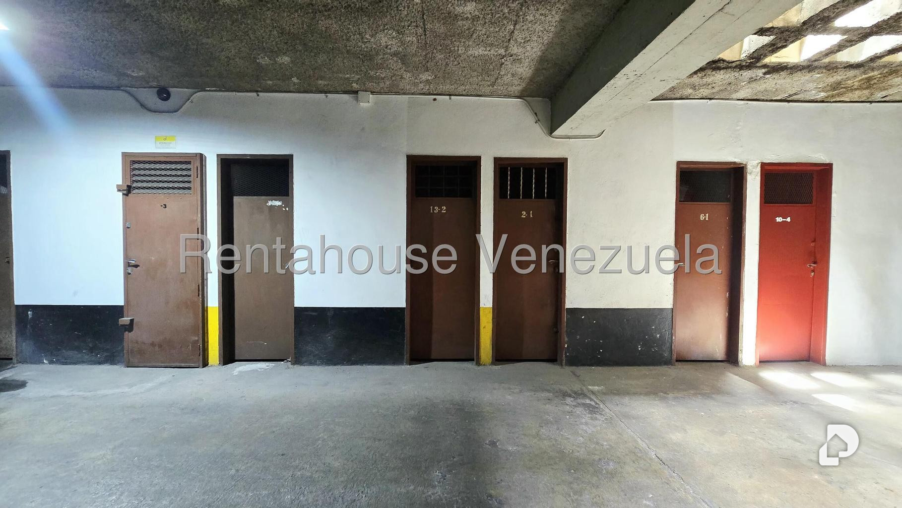Apartamento en Los Palos Grandes, Caracas – 23