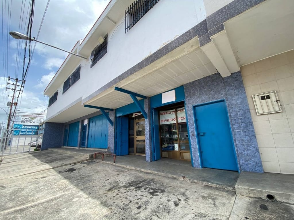 Local comercial en Lisandro Alvarado, Valencia - 1