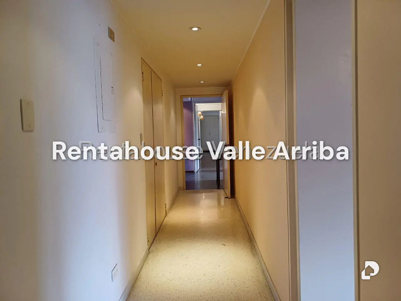 Apartamento en Las Mercedes, Caracas – 20