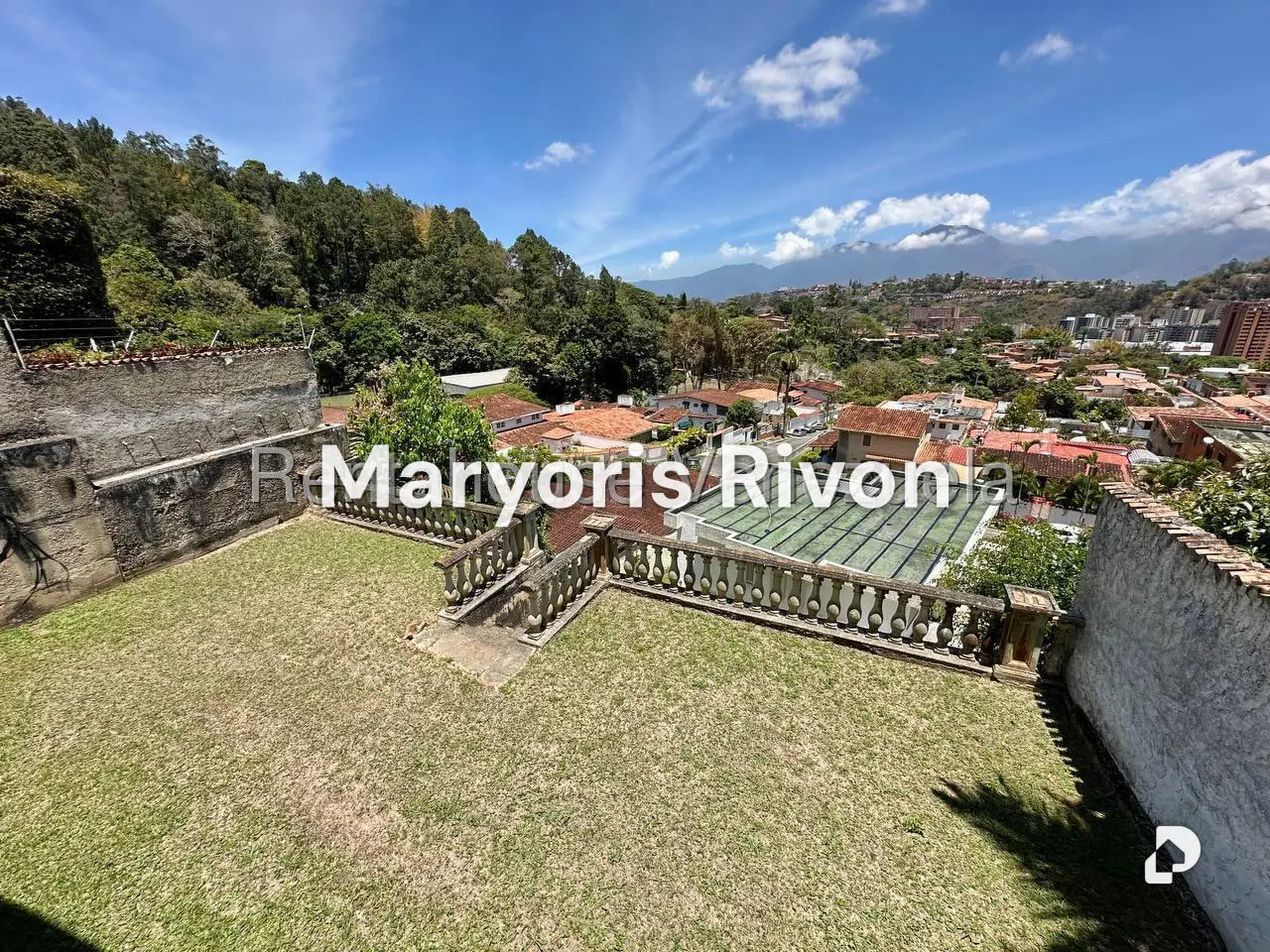 Casa en La Boyera, Caracas – 10