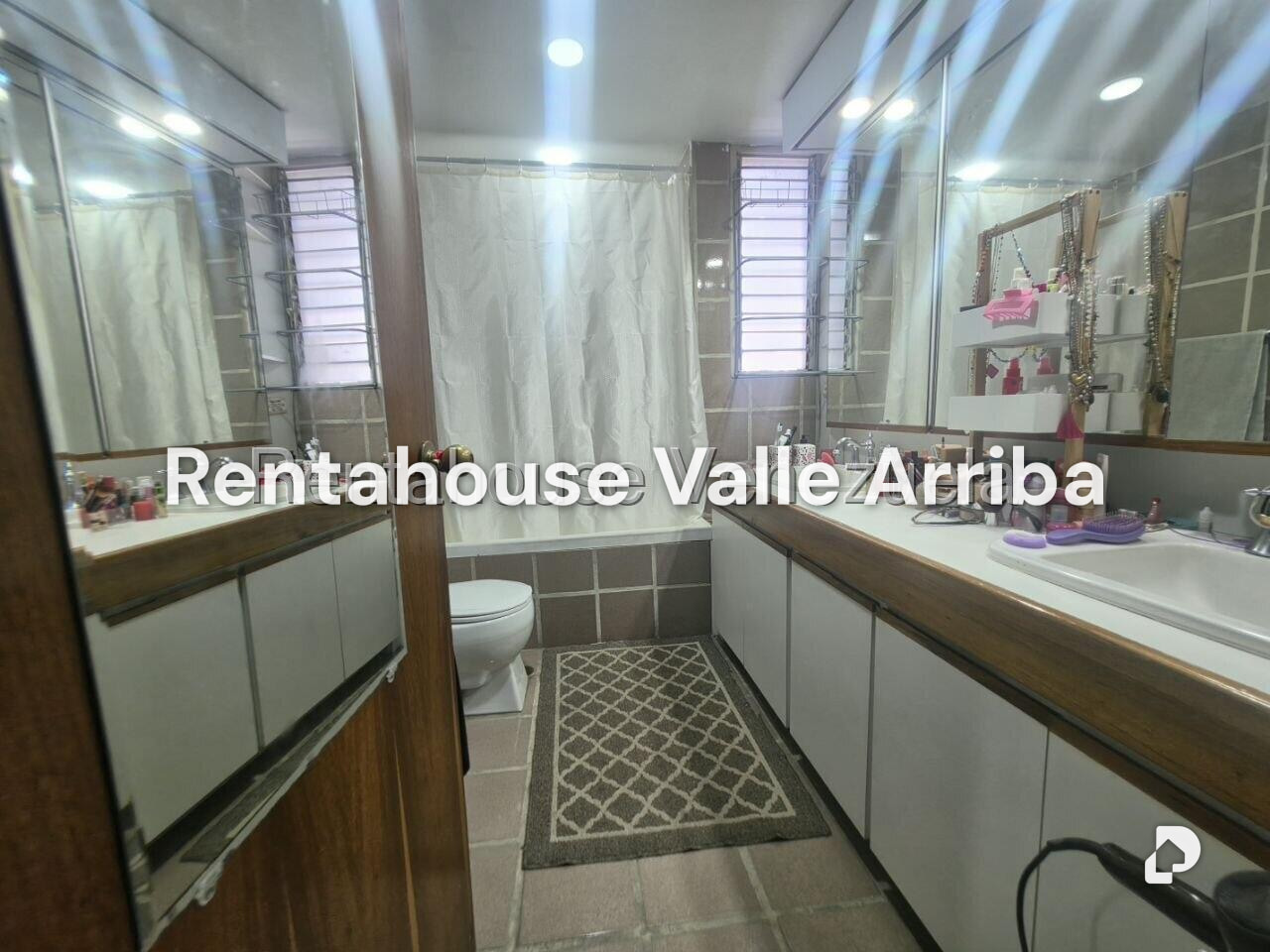 Apartamento en La Florida, Caracas – 14