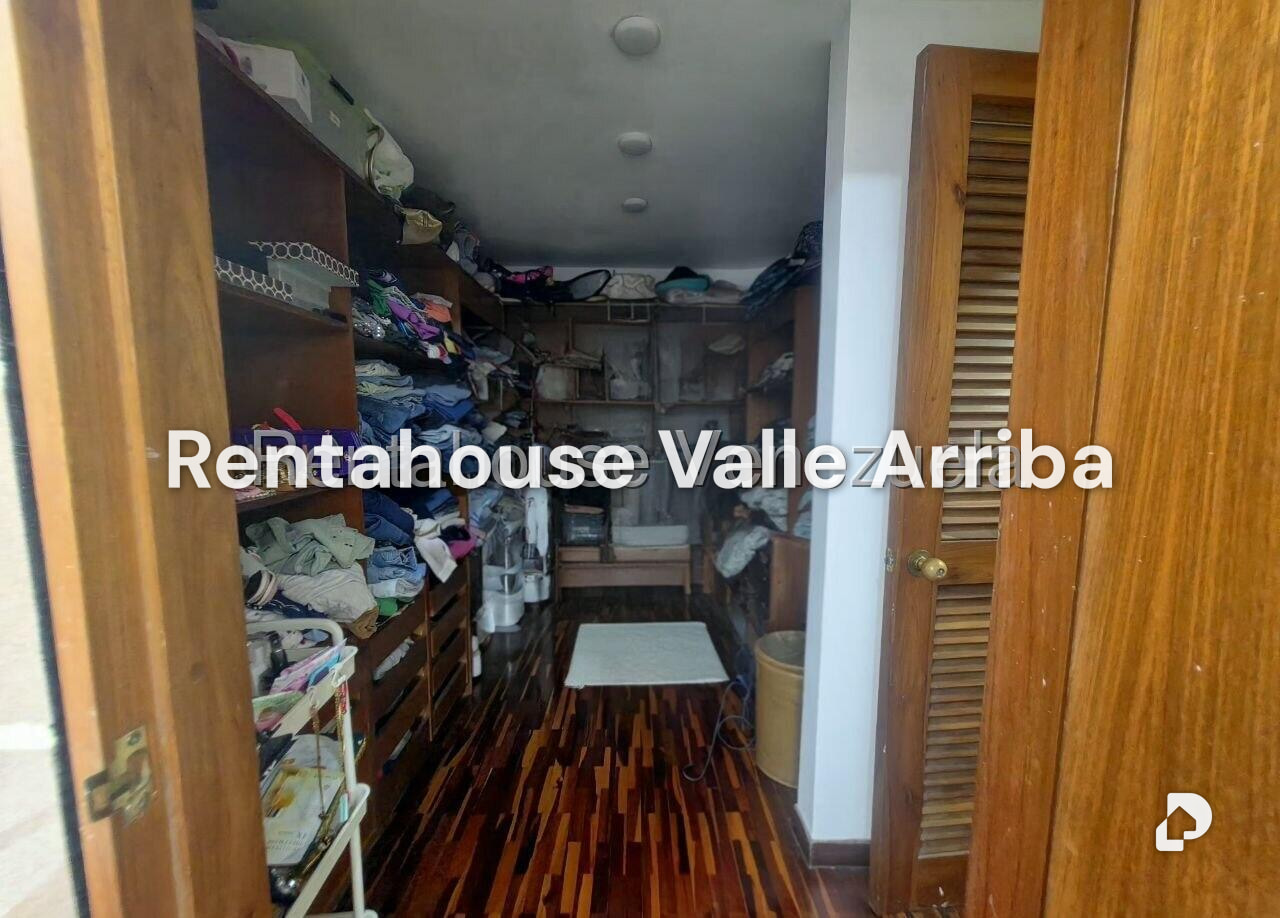 Apartamento en La Florida, Caracas – 15