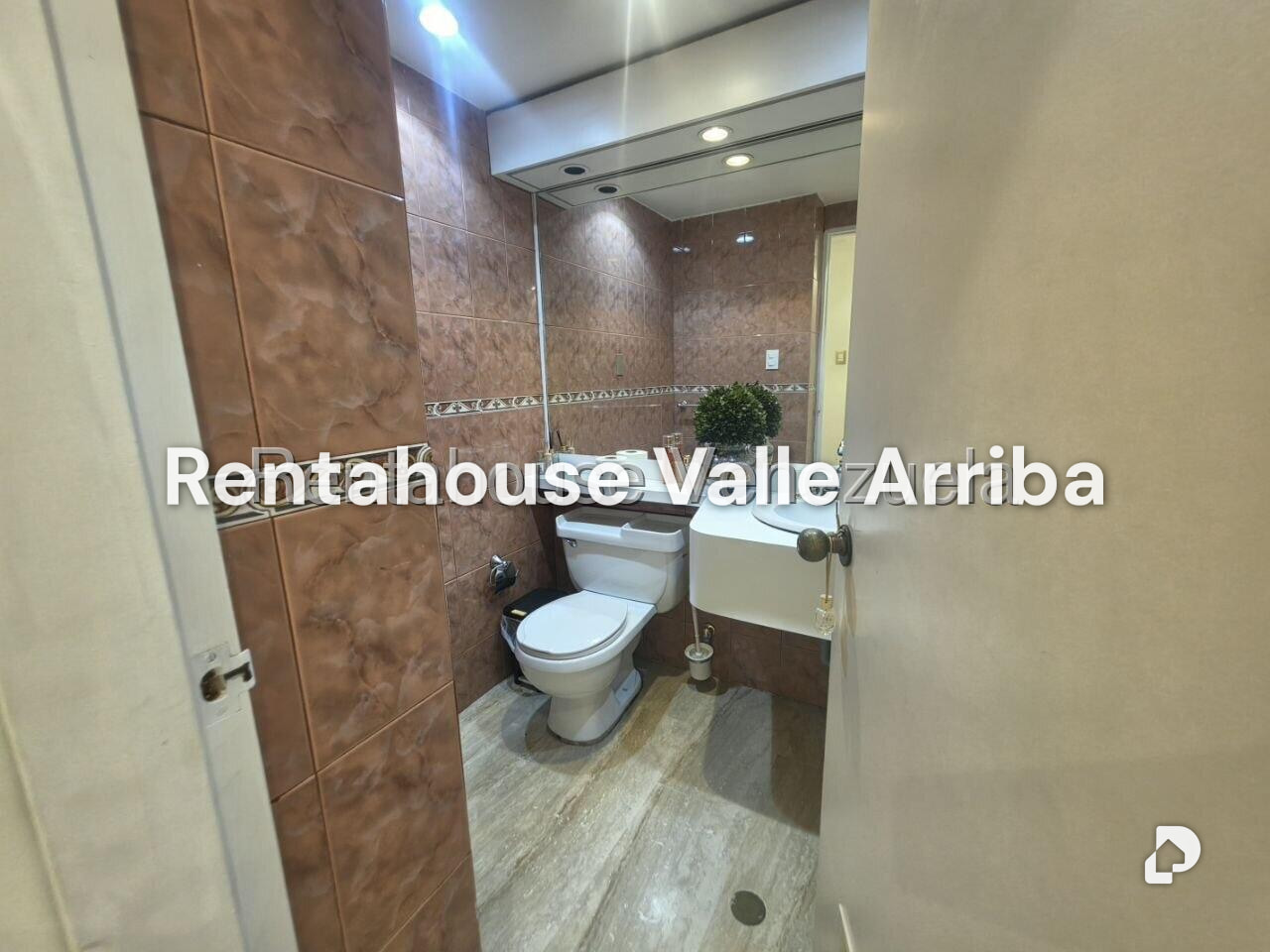 Apartamento en La Florida, Caracas – 22