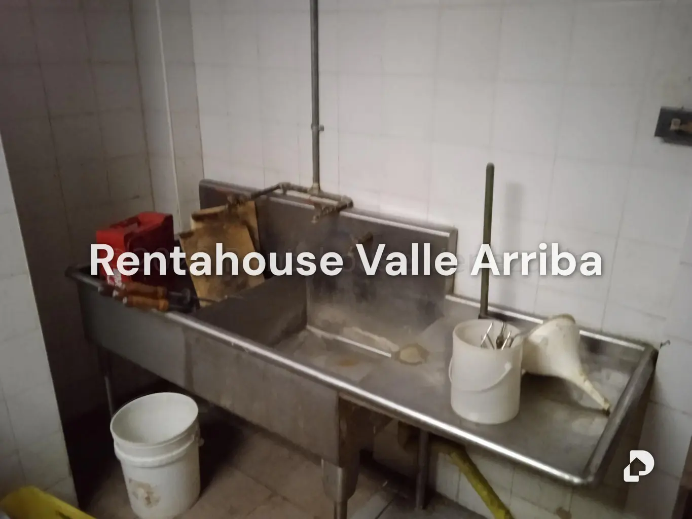 Local comercial en Baruta, Caracas – 30