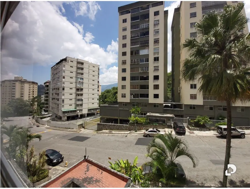 Apartamento en Santa Rosa de Lima, Caracas – 13