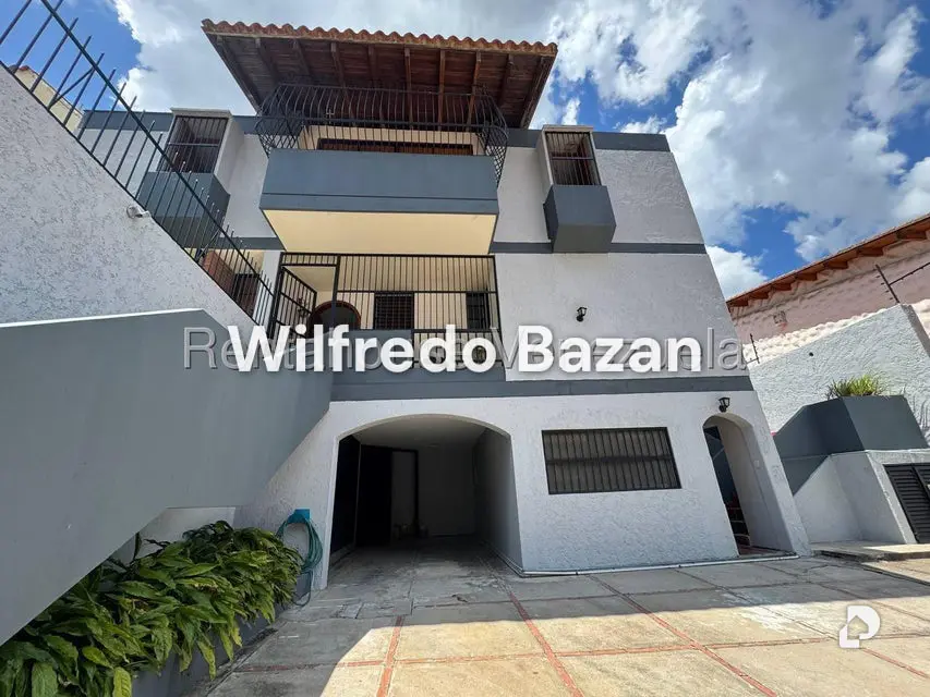 Casa en Santa Sofía, Caracas – 1