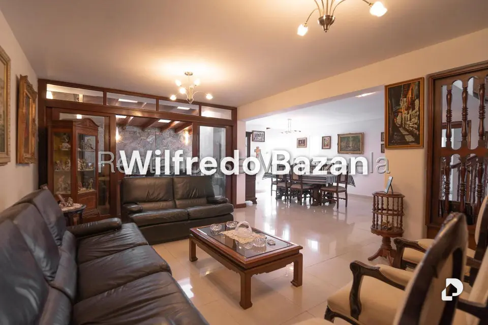 Casa en Santa Sofía, Caracas – 7