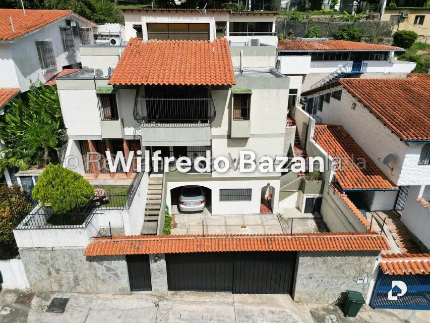 Casa en Santa Sofía, Caracas – 4