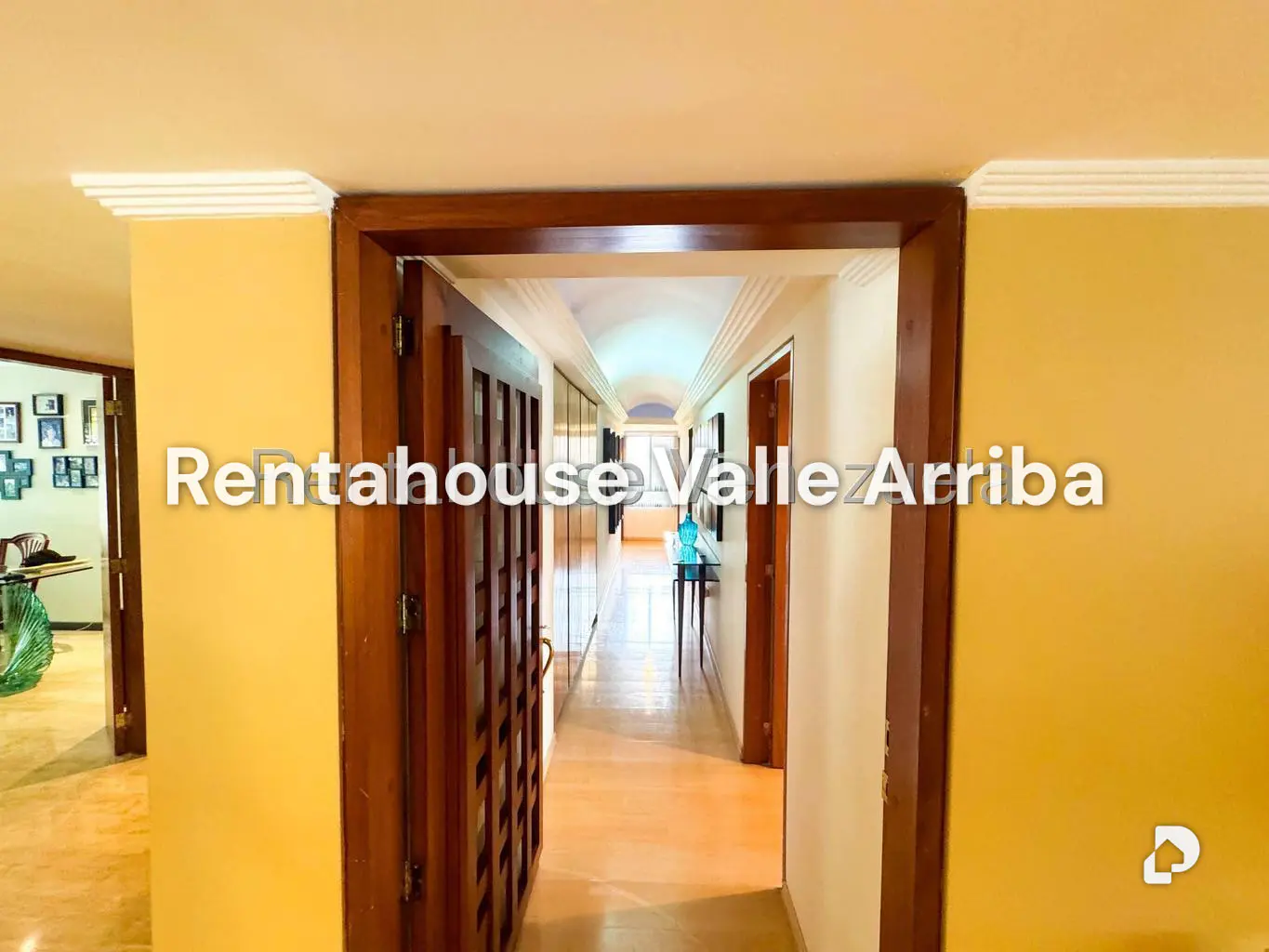 Apartamento en Los Palos Grandes, Caracas – 26