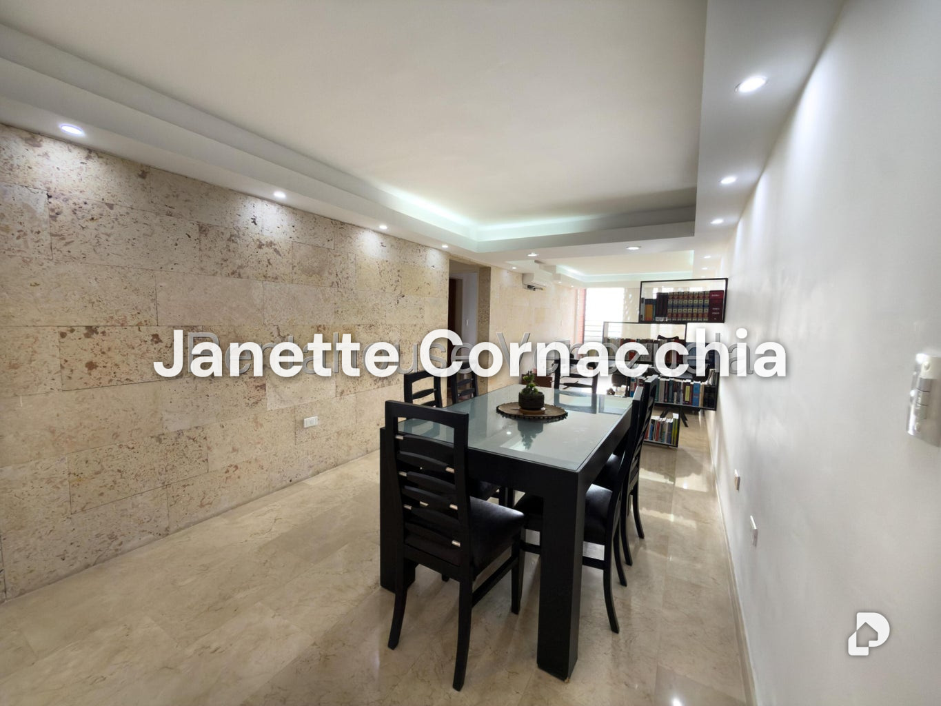 Apartamento en Colinas de La Tahona, Caracas